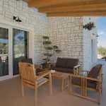 Holiday home Ema Nika