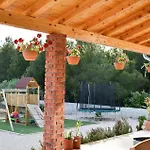 Ema Nika Holiday home