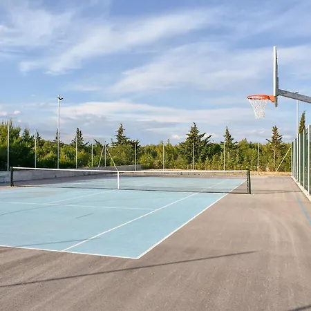 度假居 Ema Nika *