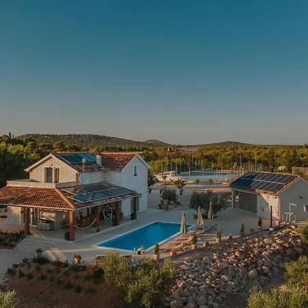 Holiday home Ema Nika Vodice