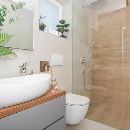 度假居 Ema Nika *