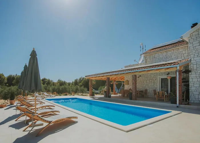 Ema Nika Tatil Evi *